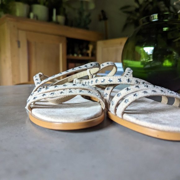 LIU •JO Beige Strappy studded sandals. - Picture 12 of 16